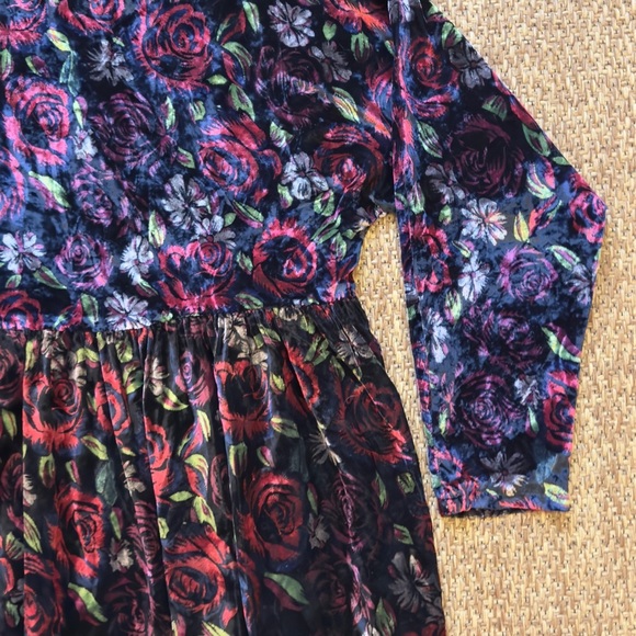 Vintage Handmade Velvet Floral Maxi Dress - Picture 4 of 13